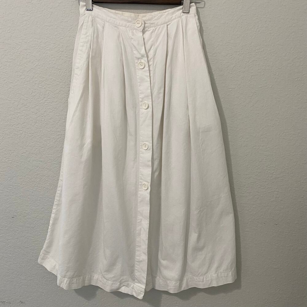 Elegant White Midi Skirt